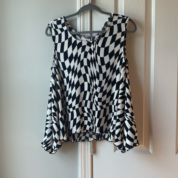 Tops - nettle studios top